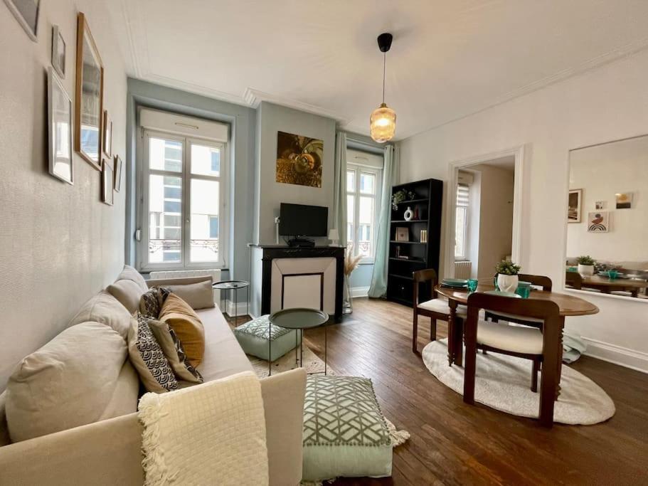 Appartement Charmant Appartement, Tout Equipe
